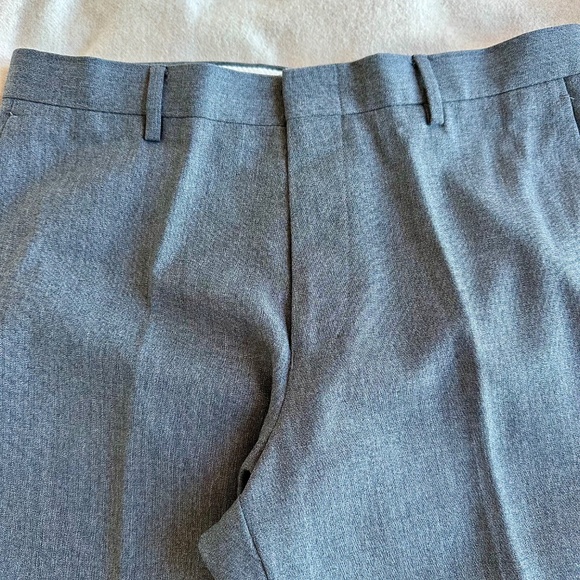 J. Crew light grey Ludlow traveler suit in tropical wool, size 38S - Picture 12 of 15